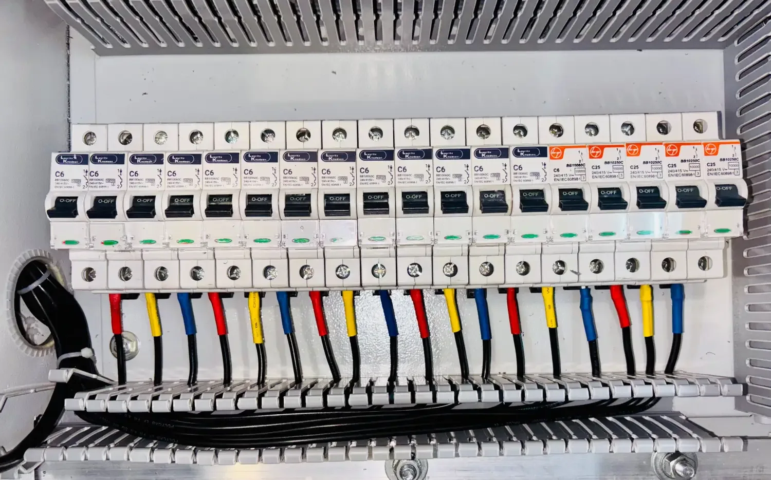 Dépannage de tableau électrique à Cergy Dépannage de tableau électrique à Cergy